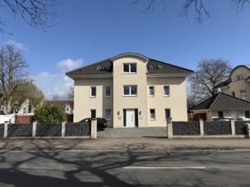 Lichtdurchflutete Etagenwohnung am Stadtrand von Oldenburg, 26215 Wiefelstede / Metjendorf, Etagenwohnung